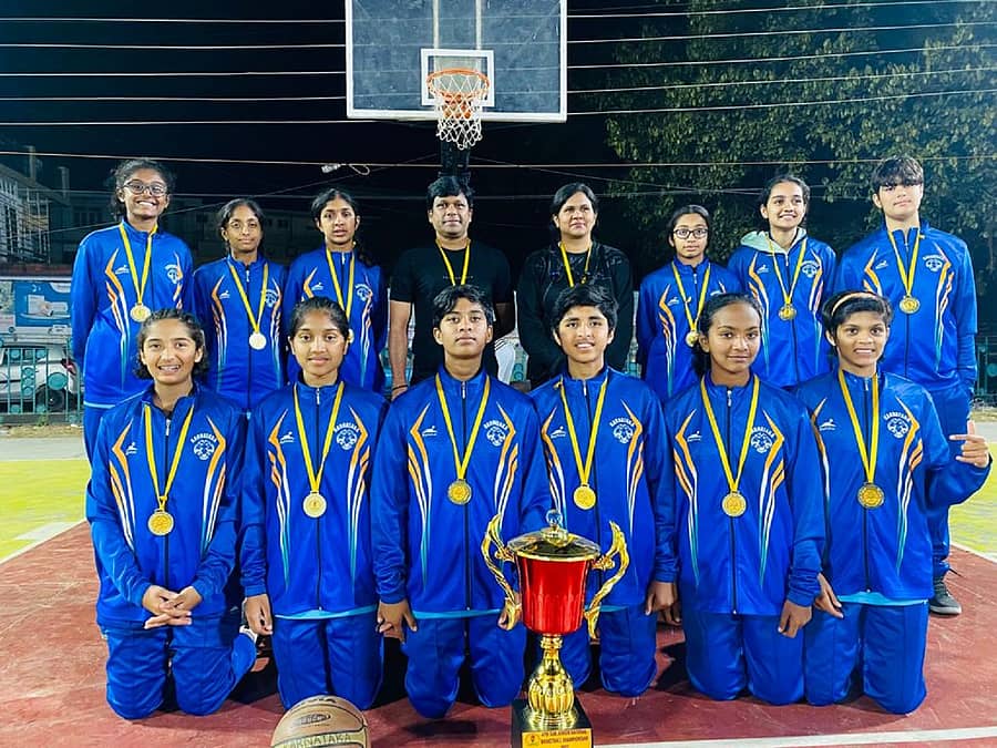ಕಳೆದ ವರ್ಷ ಕರ್ನಾಟಕದ ಬಾಲಕಿಯರ ಬ್ಯಾಸ್ಕೆಟ್‌ಬಾಲ್‌ ತಂಡ ಚಾಂಪಿಯನ್‌ ಆಗಿತ್ತು