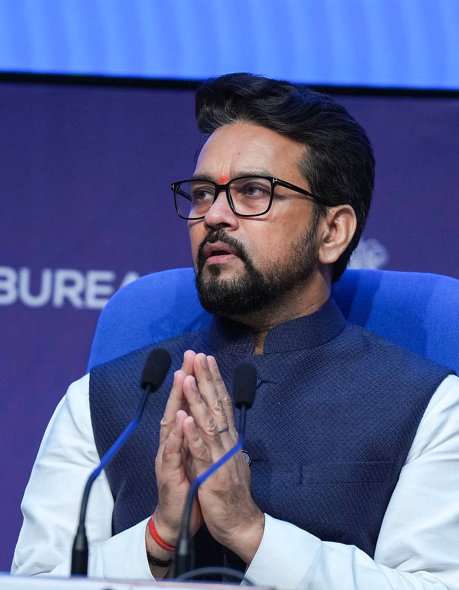 ಅನುರಾಗ್ ಠಾಕೂರ್