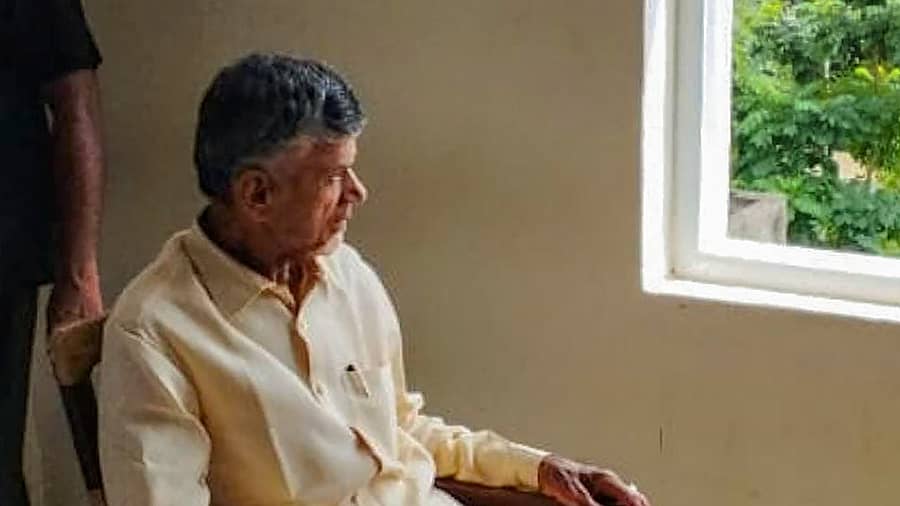 ರಾಜಮಹೇಂದ್ರವರಂ ಜೈಲಿನಲ್ಲಿ ಬಂಧಿತ ಚಂದ್ರಬಾಬು ನಾಯ್ಡು– ಪಿಟಿಐ ಚಿತ್ರ