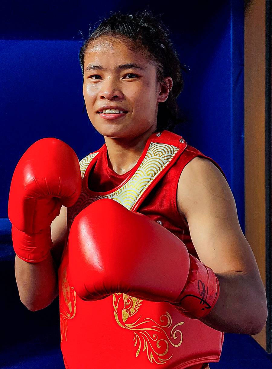 <div class="paragraphs"><p>ನವೊರೆಮ್ ರೊಶಿಬಿನಾ ದೇವಿ </p></div>