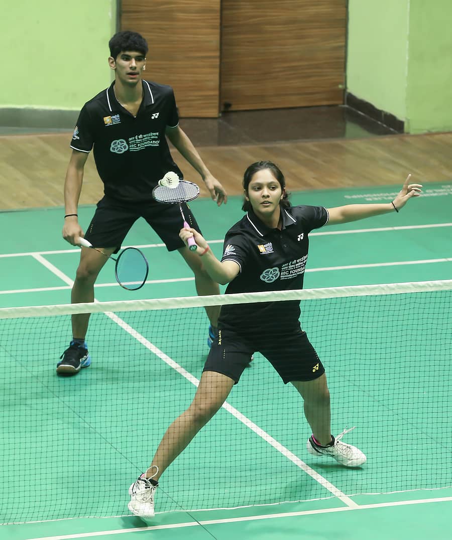 ಸಮರವೀರ್ ಮತ್ತು ರಾಧಿಕಾ ಶರ್ಮಾ