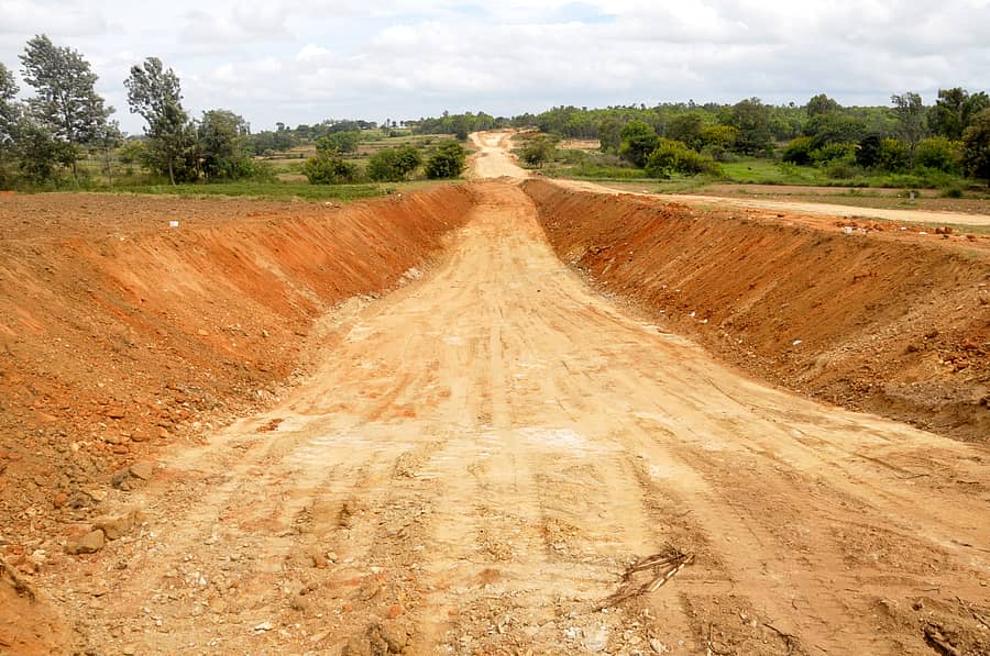 <div class="paragraphs"><p>ಚಿಕ್ಕಮಗಳೂರು–ಹಾದಿಹಳ್ಳಿ ನಡುವೆ ರೈಲು ಮಾರ್ಗದ ಕಾಮಗಾರಿ ಪ್ರಗತಿಯಲ್ಲಿರುವುದು </p></div>