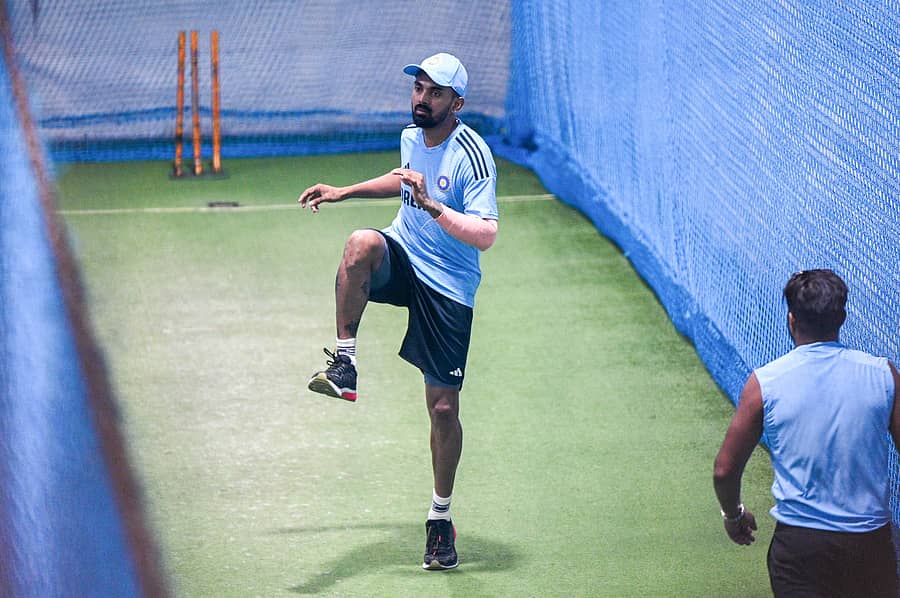 <div class="paragraphs"><p>ಕೆ.ಎಲ್.ರಾಹುಲ್ ಅವರು ಗುರುವಾರ ದೈಹಿಕ ಕಸರತ್ತು ನಡೆಸಿದರು </p></div>