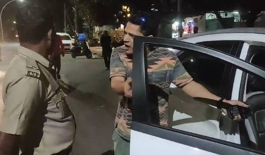 ಘಟನಾ ಸ್ಥಳಕ್ಕೆ ಹೋಗಿದ್ದ ಸಹಾಯಕ ಸಬ್ ಇನ್ಸ್ಪೆಕ್ಟರ್ (ಎಎಸ್ಐ) ಅವರು ಆ್ಯಡಂ ಬಿದ್ದಪ್ಪ ಅವರನ್ನು ವಶಕ್ಕೆ ಪಡೆದರು