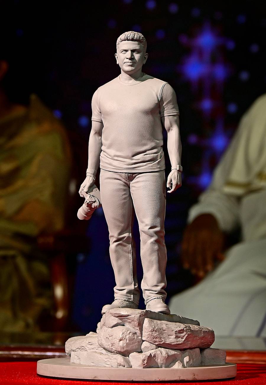 ನಟ ಪುನೀತ್‌ ರಾಜ್‌ಕುಮಾರ್‌ ಅವರ ಕಿರುಪ್ರತಿಮೆ 