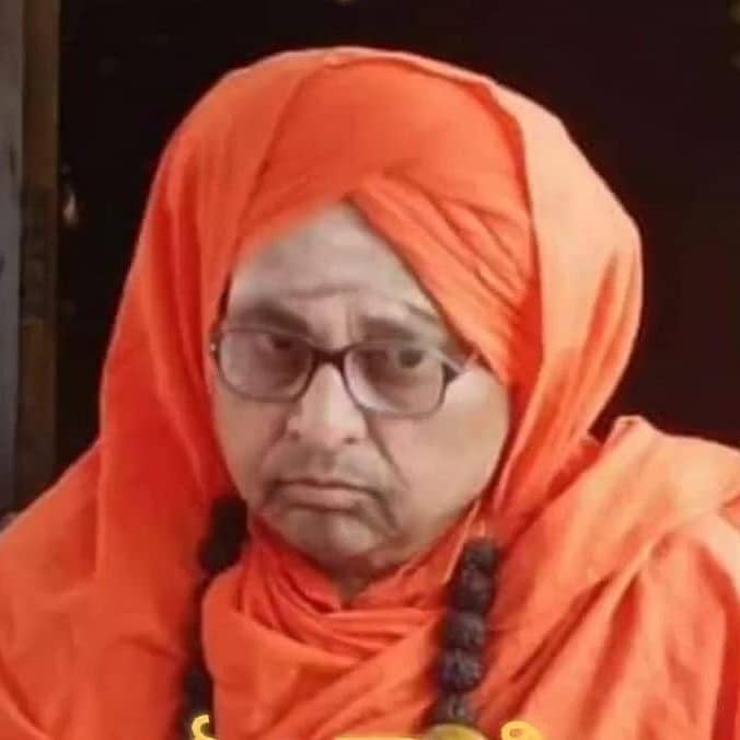 <div class="paragraphs"><p>ಸಿದ್ಧಲಿಂಗೇಶ್ವರ ಸ್ವಾಮೀಜಿ </p></div>