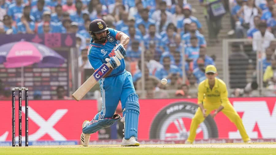 <div class="paragraphs"><p>ಏಕದಿನ ಕ್ರಿಕೆಟ್ ವಿಶ್ವಕಪ್ ಟೂರ್ನಿಯ ಫೈನಲ್ ಪಂದ್ಯದಲ್ಲಿ ಆಸ್ಟ್ರೇಲಿಯಾ ಎದುರು ರೋಹಿತ್ ಶರ್ಮಾ ಬ್ಯಾಟಿಂಗ್ ವೈಖರಿ</p></div>