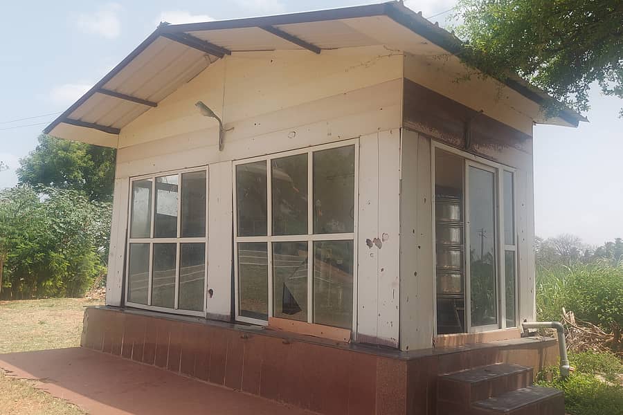 ಬಾದಾಮಿ ಸಮೀಪದ ಬಾಚಿನಗುಡ್ಡ ಗ್ರಾಮದಲ್ಲಿ ಬಂದ್ ಆಗಿರುವ ಶುದ್ಧ ಕುಡಿಯುವ ನೀರಿನ ಘಟಕ