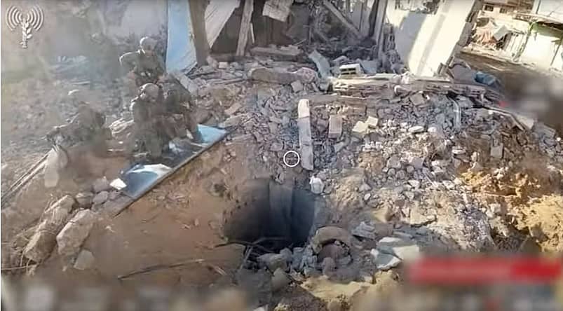 <div class="paragraphs"><p>ಅಲ್ ಶಿಫಾ ಆಸ್ಪತ್ರೆಯ ಅಡಿಯಲ್ಲಿ ಸುರಂಗ ಪತ್ತೆಯಾಗಿರುವ ದೃಶ್ಯ</p></div>