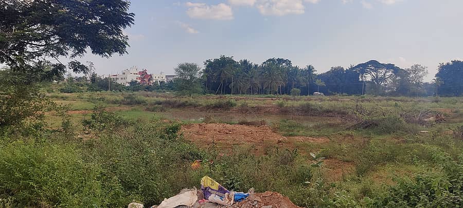 ವಿಜಯನಗರ ನಾಲ್ಕನೇ ಹಂತದಲ್ಲಿ ನಾಲೆಯಲ್ಲಿ ನಿಂತಿರುವ ನೀರು