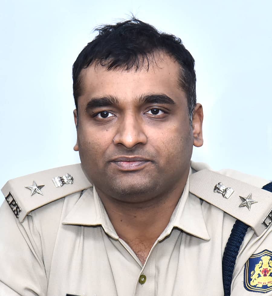 ಅಂಶುಕುಮಾರ್, ಎಸ್ಪಿ