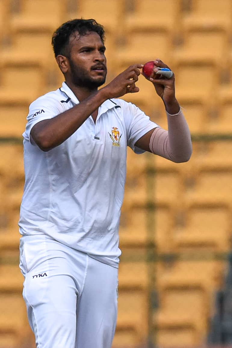 ಕರ್ನಾಟಕದ ವೈಶಾಖ ವಿಜಯಕುಮಾರ್