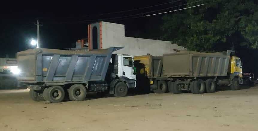 <div class="paragraphs"><p>ಮರಳು ಅಕ್ರಮ ಸಾಗಣೆ </p></div>