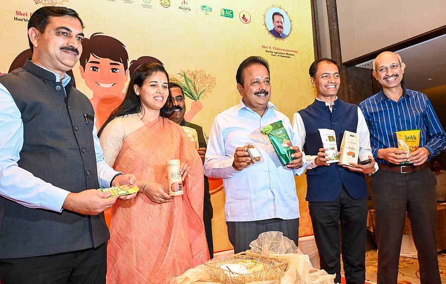 <div class="paragraphs"><p> ಸಿರಿಧಾನ್ಯಗಳ ಮೌಲ್ಯವರ್ಧಿತ ಉತ್ಪನ್ನ</p></div>