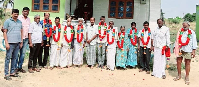 ಕುದೂರು ಹೋಬಳಿಯ ಕನ್ನಸಂದ್ರ ಹಾಲು ಉತ್ಪಾದಕ ಸಹಕಾರ ಸಂಘದ ಅಧ್ಯಕ್ಷರಾದ ಜೆಡಿಎಸ್ ಬೆಂಬಲಿತ ಚಲುವಯ್ಯ, ಉಪಾಧ್ಯಕ್ಷ ಗೋವಿಂದರಾಜು ಅವರನ್ನು ನಿರ್ದೇಶಕರು, ಮುಖಂಡರು ಅಭಿನಂದಿಸಿದರು 