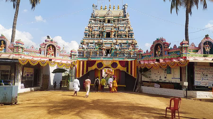 ಮುನಿರಾಬಾದ್ ಸಮೀಪ ಹುಲಿಗಿಯ ಹುಲಿಗೆಮ್ಮ ದೇವಿ ದೇವಸ್ಥಾನ ಮಾಂಗಲ್ಯ ಭಾಗ್ಯ ಯೋಜನೆಗೆ ಬುಧವಾರ ಸಾಕ್ಷಿ ಆಗಲಿದೆ