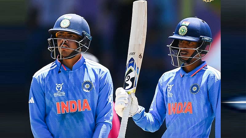 <div class="paragraphs"><p>ಭಾರತ ತಂಡದ&nbsp;ನಾಯಕ&nbsp;ಉದಯ್ ಸಹರಾನ್ ಮತ್ತು ಆರಂಭಿಕ ಬ್ಯಾಟರ್‌ ಆದರ್ಶ್‌ ಸಿಂಗ್‌ </p></div>