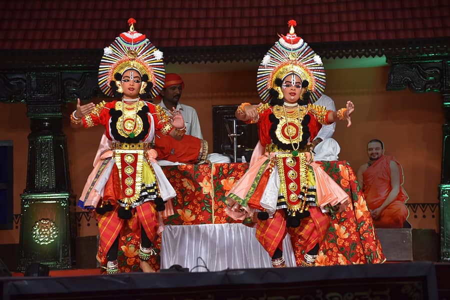 <div class="paragraphs"><p>ಯಕ್ಷಗಾನ </p></div>