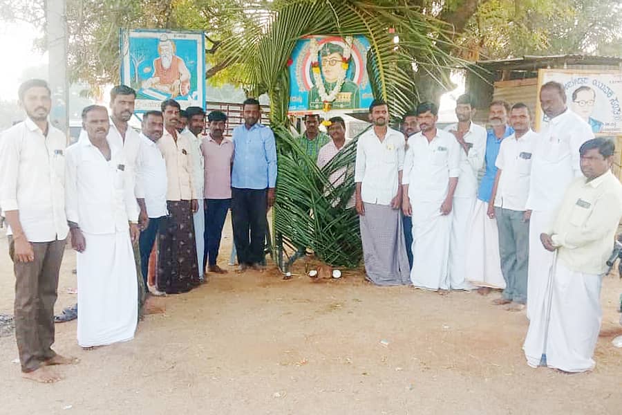 ಕವಿತಾಳ ಸಮೀಪದ ವಟಗಲ್ ಗ್ರಾಮದಲ್ಲಿ ನೇತಾಜಿ ಸುಭಾಷ್ ಚಂದ್ರ ಬೋಸ್ ಜಯಂತಿ ಆಚರಿಸಲಾಯಿತು