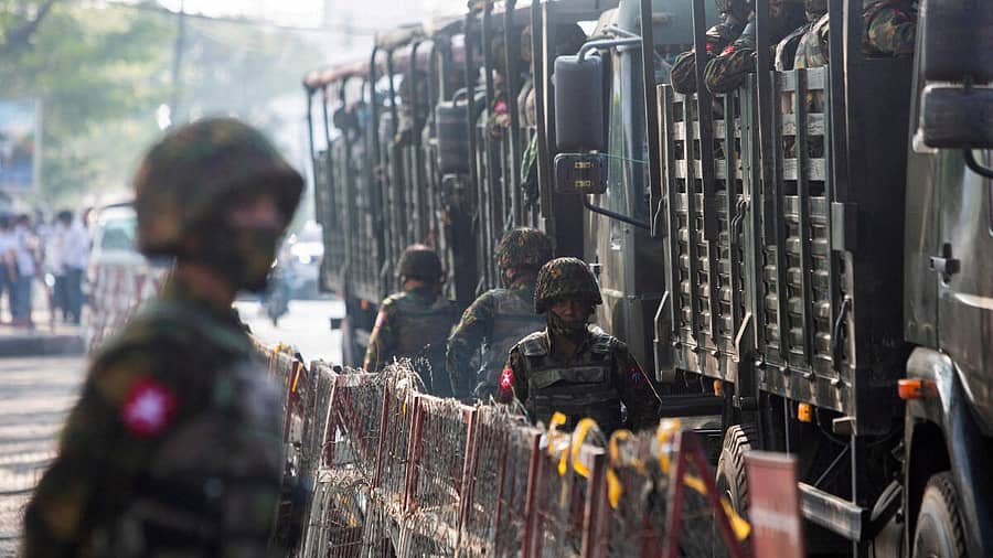 <div class="paragraphs"><p>ಮ್ಯಾನ್ಮಾರ್ ಸೇನಾ ಸಿಬ್ಬಂದಿ</p></div>