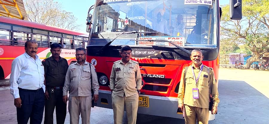 ನಾಲತವಾಡ ಬಸ್ ನಿಲ್ದಾಣದಲ್ಲಿ ಬೆಳಗಾವಿ ವಿಭಾಗದ ಹಲವು ವಿಶೇಷತೆ ಇರುವ ನೂತನ ಬಸ್