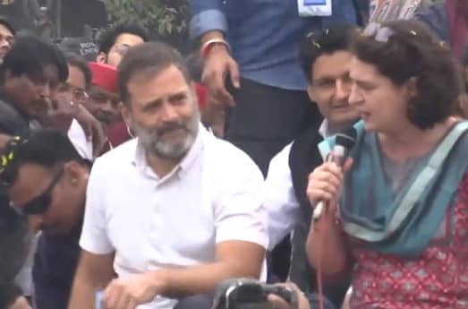 <div class="paragraphs"><p>‘ಭಾರತ ಜೋಡೊ ನ್ಯಾಯ ಯಾತ್ರೆ’ಯಲ್ಲಿ ಪ್ರಿಯಾಂಕಾ ಗಾಂಧಿ ವಾದ್ರಾ ಮಾತನಾಡಿದರು.</p></div>