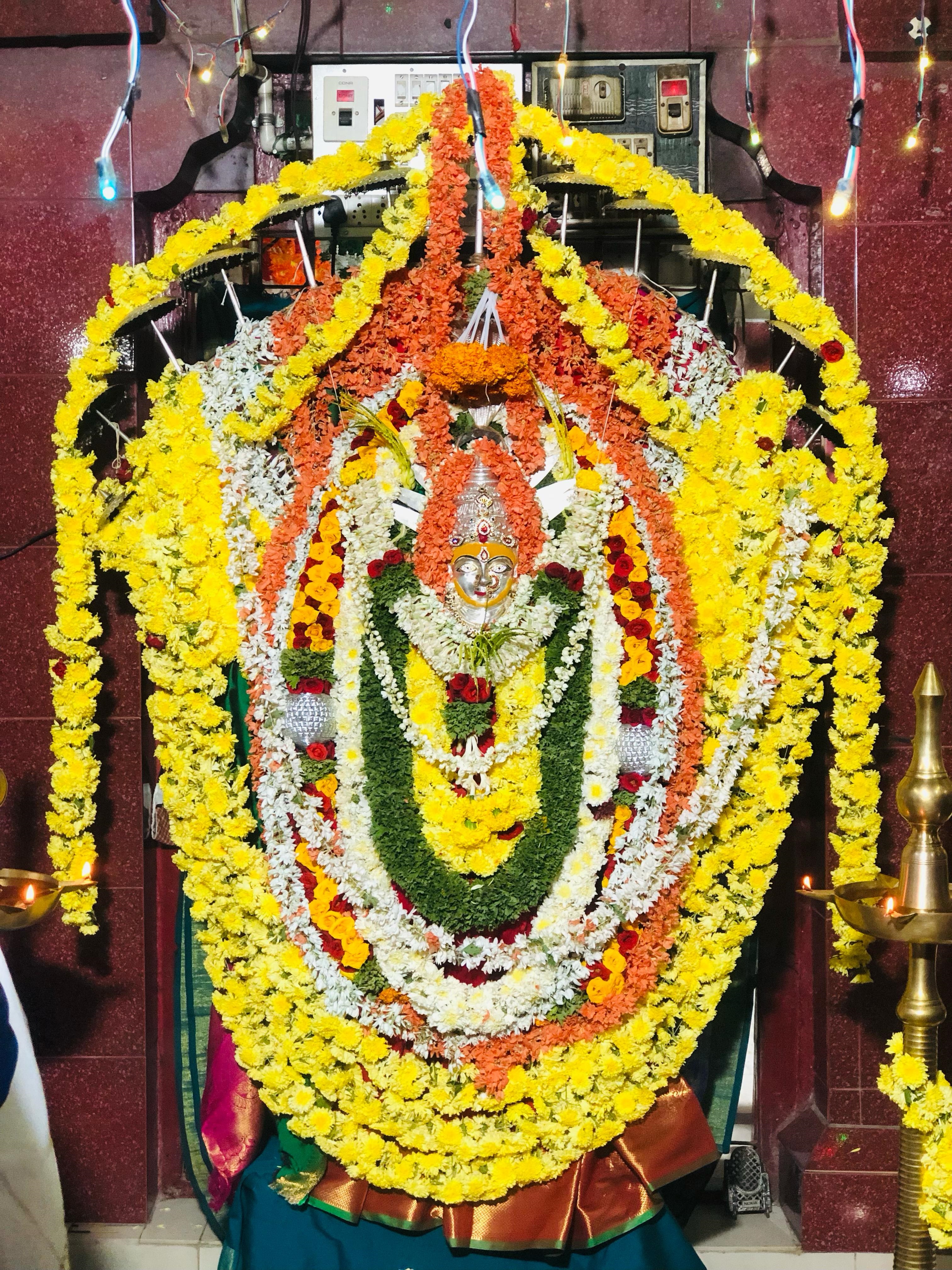 ಚಿತ್ರದುರ್ಗ: ಕೆಳಗೋಟೆ ಚನ್ನಕೇಶವ ಸ್ವಾಮಿಯ ಅದ್ದೂರಿ ರಥೋತ್ಸವ