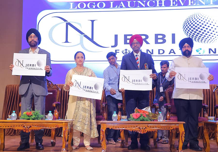 ಬೀದರ್ನ ಗುರುನಾನಕ ದೇವ ಎಂಜಿನಿಯರಿಂಗ್ ಕಾಲೇಜಿನಲ್ಲಿ ಶನಿವಾರ ನಡೆದ ಸಮಾರಂಭದಲ್ಲಿ ‘ಉದ್ಯಮಶೀಲತೆ ಸಂಶೋಧನೆ ಮತ್ತು ವ್ಯವಹಾರ ಇನ್ಕ್ಯುಬೇಷನ್ (ಜಿಎನ್ಜೆಇಆರ್ಬಿಐ) ಫೌಂಡೇಷನ್ ಲೋಗೊ ಬಿಡುಗಡೆಗೊಳಿಸಲಾಯಿತು