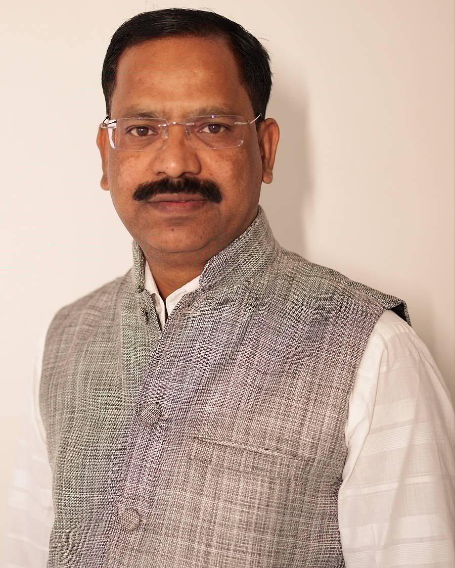 <div class="paragraphs"><p>ರಝಾಕ್ ಉಸ್ತಾದ್</p></div>