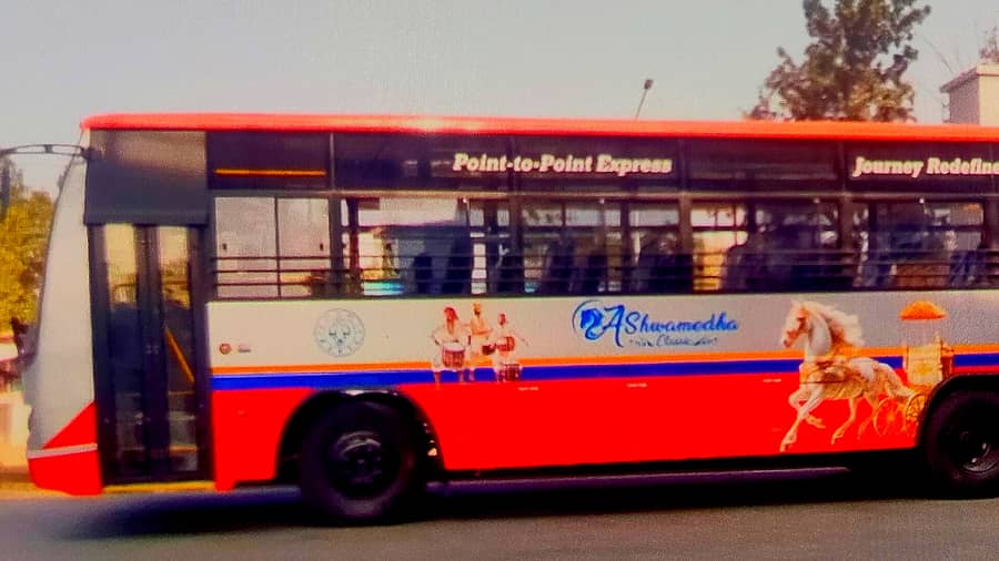 <div class="paragraphs"><p>ಅಶ್ವಮೇಧ ಕ್ಲಾಸಿಕ್ ಬಸ್</p></div>