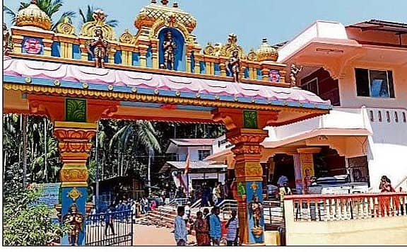 <div class="paragraphs"><p>ಕುಮಟಾ ಸಮೀಪದ ಚಂದಾವರದ ಹನುಮಂತ ದೇವಾಲಯದ ಹೊರನೋಟ</p><p></p></div>