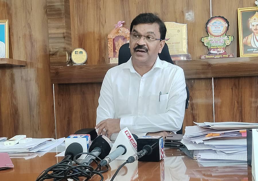 ಸುದ್ದಿಗೋಷ್ಠಿಯಲ್ಲಿ ಮಾತನಾಡಿದ ಡಿಎಚ್ಒ ಡಾ.ಸುನೀಲ್ ಕುಮಾರ್