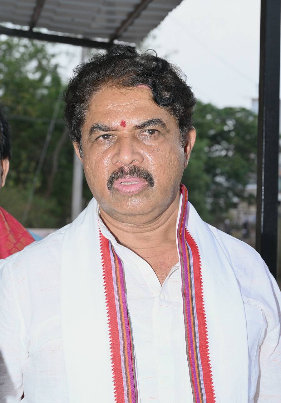 <div class="paragraphs"><p>ಅಶೋಕ</p></div>