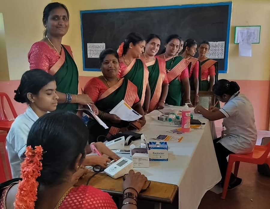 ಮಹಿಳೆಯರ ಆರೋಗ್ಯ ತಪಾಸಣೆಗೆ ನೆರವಾಗುತ್ತಿರುವ ಲಲಿತಾ