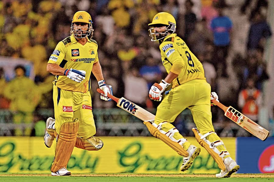 ಚೆನ್ನೈ ಸೂಪರ್ ಕಿಂಗ್ಸ್ ತಂಡದ ಮಹೇಂದ್ರಸಿಂಗ್ ಧೋನಿ ಮತ್ತು ರವೀಂದ್ರ ಜಡೇಜ –ಎಎಫ್ಪಿ ಚಿತ್ರ