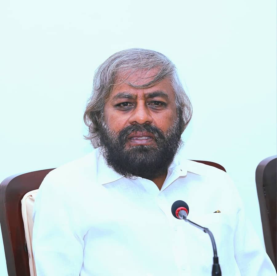 ಈಶ್ವರ ಖಂಡ್ರೆ