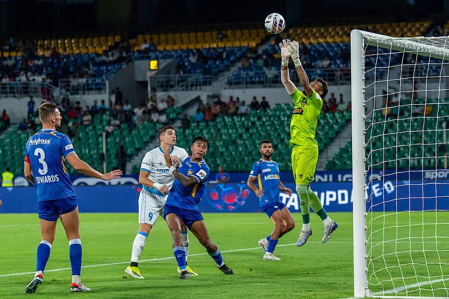 <div class="paragraphs"><p>ಐಎಸ್ಎಲ್ ಪಂದ್ಯವೊಂದರ ದೃಶ್ಯ</p></div>