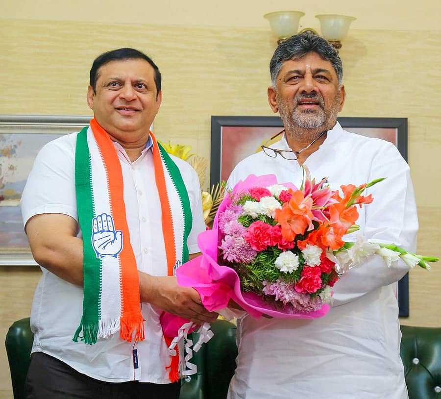 ದೀಪಕ್ ತಿಮ್ಮಯ ಅವರನ್ನು ಡಿ.ಕೆ. ಶಿವಕುಮಾರ್ ಕಾಂಗ್ರೆಸ್ ಪಕ್ಷಕ್ಕೆ ಬರಮಾಡಿಕೊಂಡರು