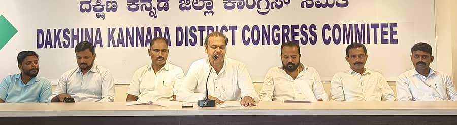 ಸುದ್ದಿಗೋಷ್ಠಿಯಲ್ಲಿ ವಿಶ್ವಾಸ್ದಾಸ್ ಮಾತನಾಡಿದರು