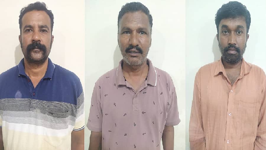 <div class="paragraphs"><p>ಸಿಐಡಿ ಅಧಿಕಾರಿಯೆಂದು ವಂಚಿಸಿ ಬಂಧನವಾದ ಆರೋಪಿಗಳು..</p></div>