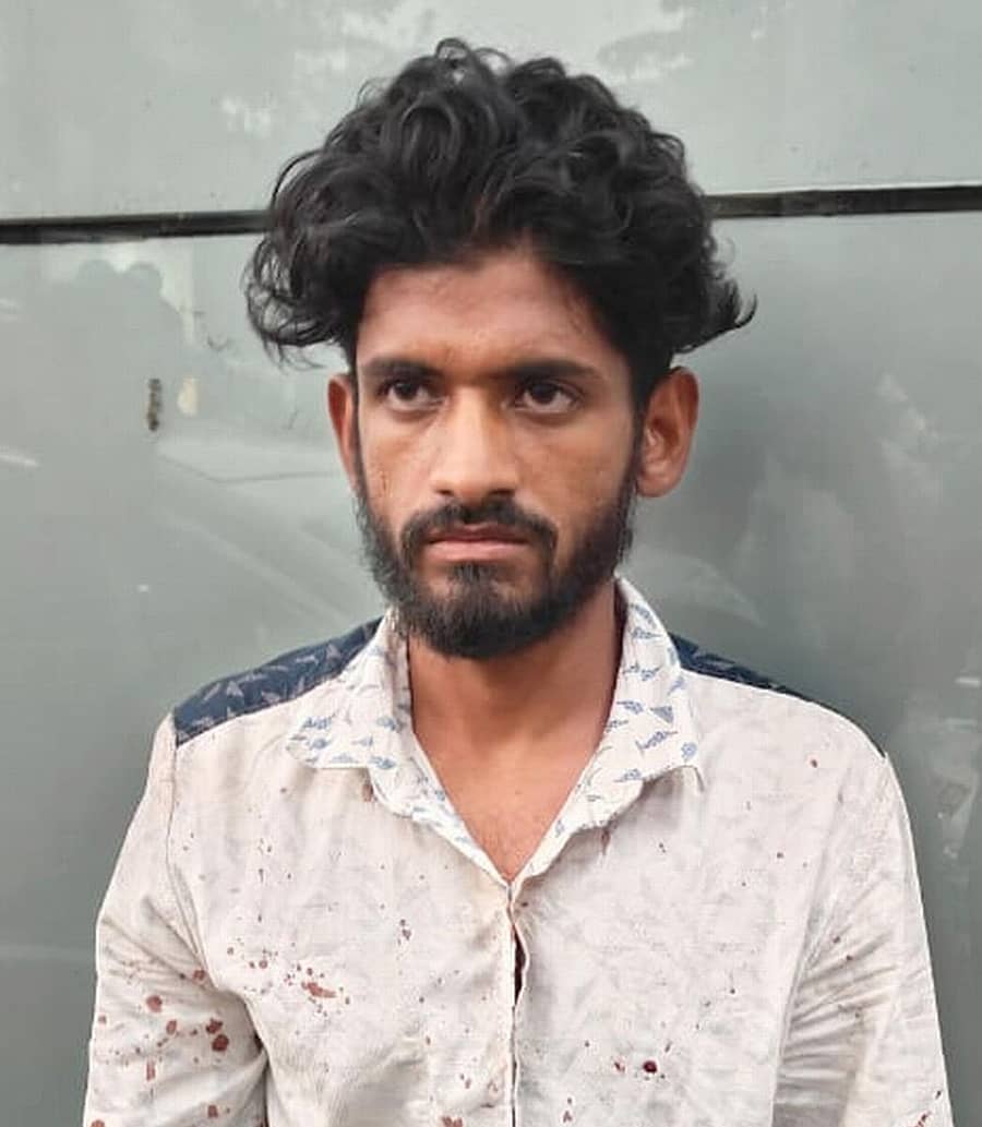 <div class="paragraphs"><p>ಫಯಾಜ್</p></div>