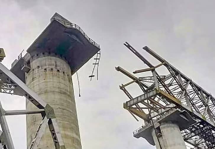 <div class="paragraphs"><p>ಸೇತುವೆ ಕುಸಿತ </p></div>