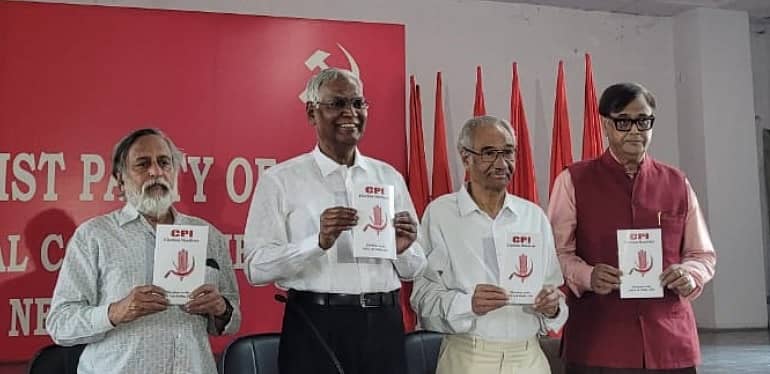 <div class="paragraphs"><p>ಸಿಪಿಐ ಪ್ರಧಾನ ಕಾರ್ಯದರ್ಶಿ ಡಿ.ರಾಜಾ ಅವರು ಪಕ್ಷದ ಪ್ರಣಾಳಿಕೆ ಬಿಡುಗಡೆ ಮಾಡಿದರು.</p></div>