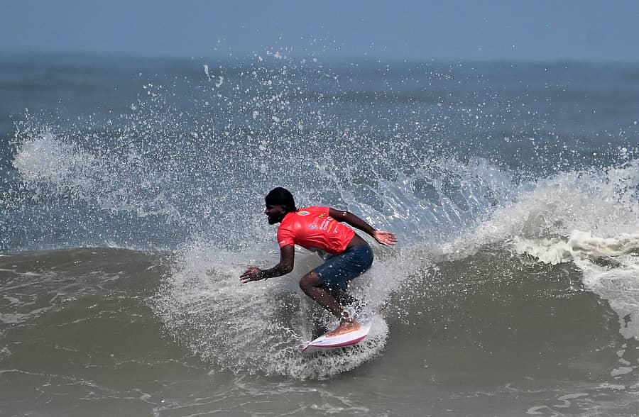 <div class="paragraphs"><p>2ನೇ ಸುತ್ತಿನ 2ನೇ ಹೀಟ್ನಲ್ಲಿ ತಮಿಳುನಾಡಿನ ಅಜೀಶ್ ಅಲಿ ಮುನ್ನುಗ್ಗಿದ ಪರಿ </p></div>