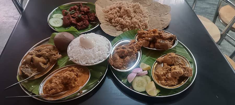 ಬಾಯಲ್ಲಿ ನೀರೂರಿಸುವ ರಾಮನಗರದ ರಾಜೇಶ್ ಬಿರಿಯಾನಿ ಹೋಟೆಲ್ನ ಮಟನ್, ಚಿಕನ್, ಮುದ್ದೆ ಹಾಗೂ ಇತರ ಖಾದ್ಯಗಳು