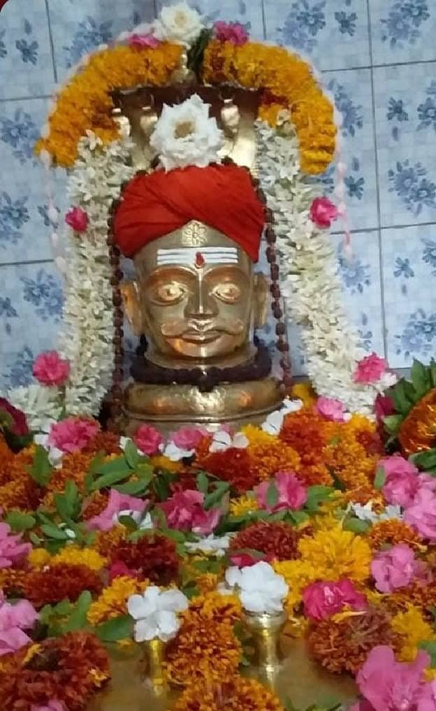 ಮೂಡಲಗಿಯ ರೇವಣಸಿದ್ಧೇಶ್ವರ ದೇವರ ಸನ್ನಿಧಿ