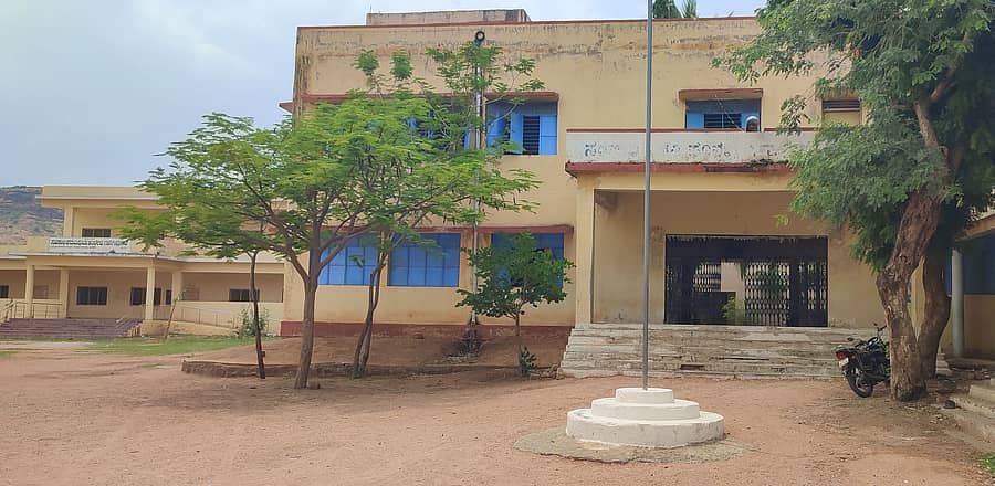 ಗಜೇಂದ್ರಗಡದಲ್ಲಿರುವ ಸರ್ಕಾರಿ ಪದವಿ ಪೂರ್ವ ಕಾಲೇಜು