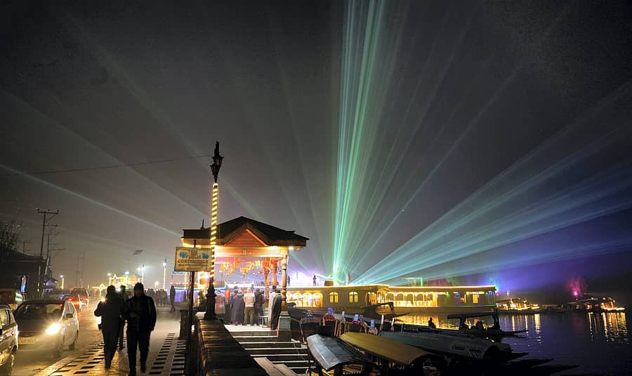 <div class="paragraphs"><p>ಶ್ರೀನಗರದಲ್ಲಿ ನಡೆದ ಹೌಸ್ಬೋಟ್ ಉತ್ಸವದ ನೋಟ (ಸಂಗ್ರಹ ಚಿತ್ರ) </p></div>