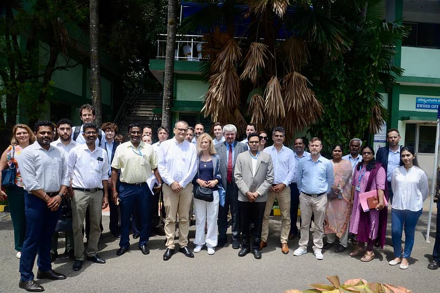 ಕಬ್ಬನ್ಪಾರ್ಕ್ನಲ್ಲಿರುವ ಜಲಮಂಡಳಿಯ ತ್ಯಾಜ್ಯ ನೀರು ಸಂಸ್ಕರಣಾ ಘಟಕಕ್ಕೆ ಫ್ರಾನ್ಸ್ ರಾಯಭಾರಿ ಕಚೇರಿಯ ನಿಯೋಗ ಗುರುವಾರ ಭೇಟಿ ನೀಡಿತ್ತು.