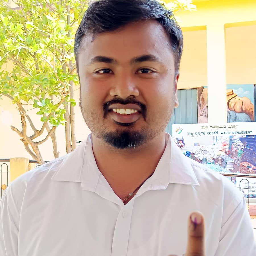 <div class="paragraphs"><p>ಎಂಜಿನಿಯರ್ ಹರ್ಷಿತ್</p></div>